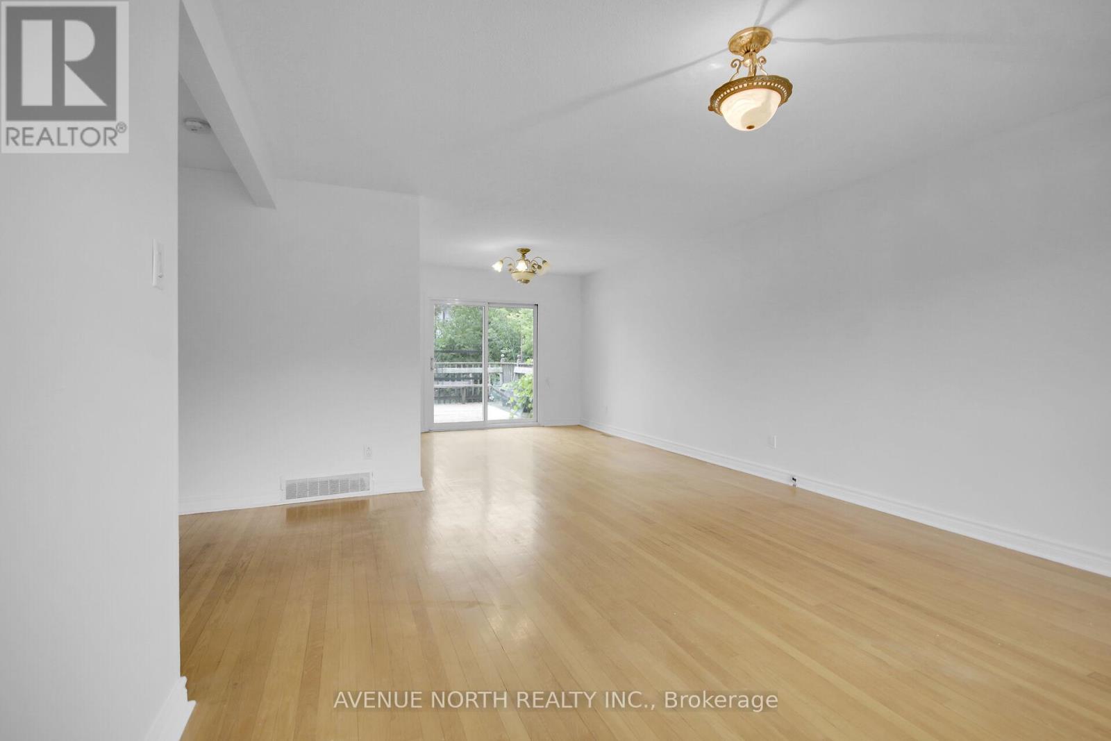 1254 Heron Road