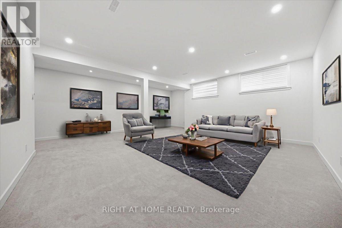 610 Kenabeek Terrace