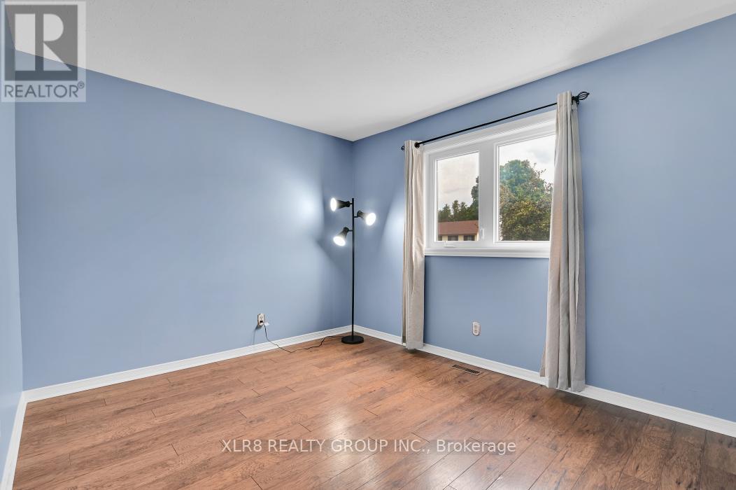 12 John Sidney Crescent