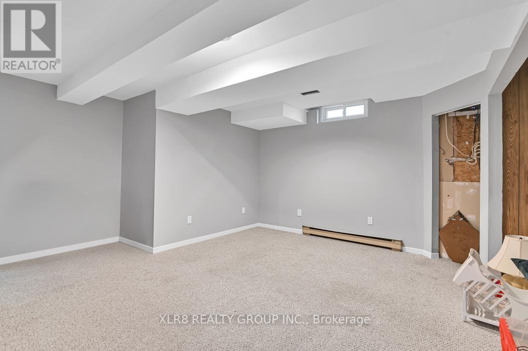 12 John Sidney Crescent