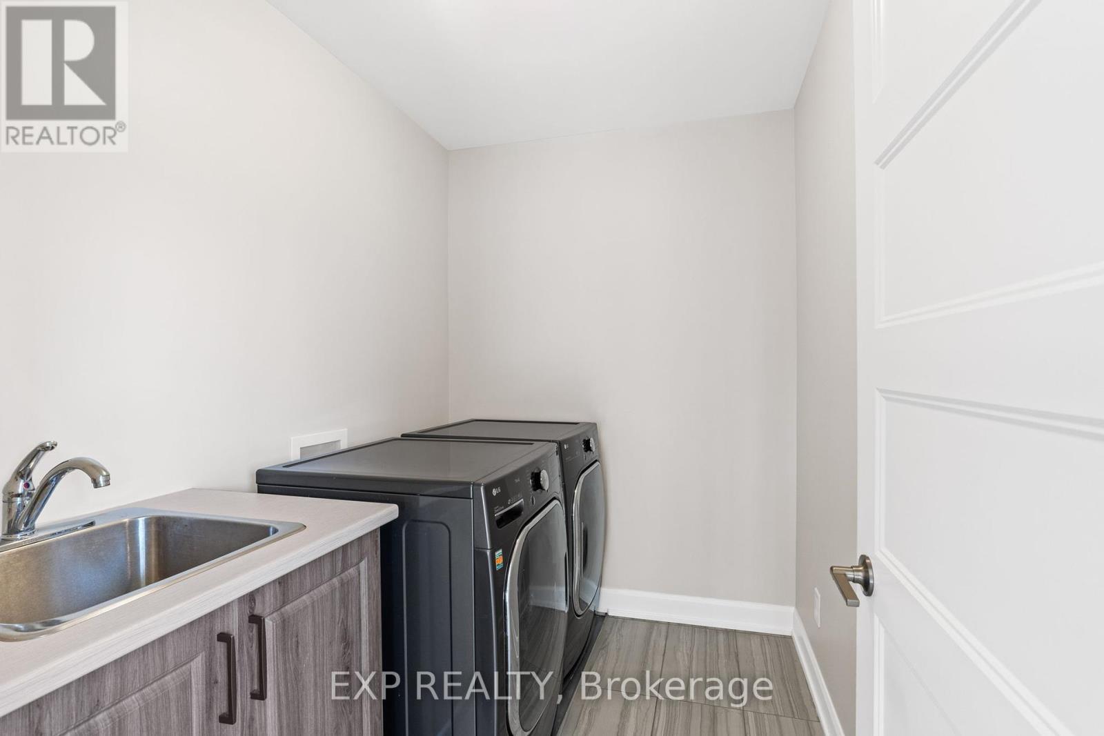 524 Lucent Street