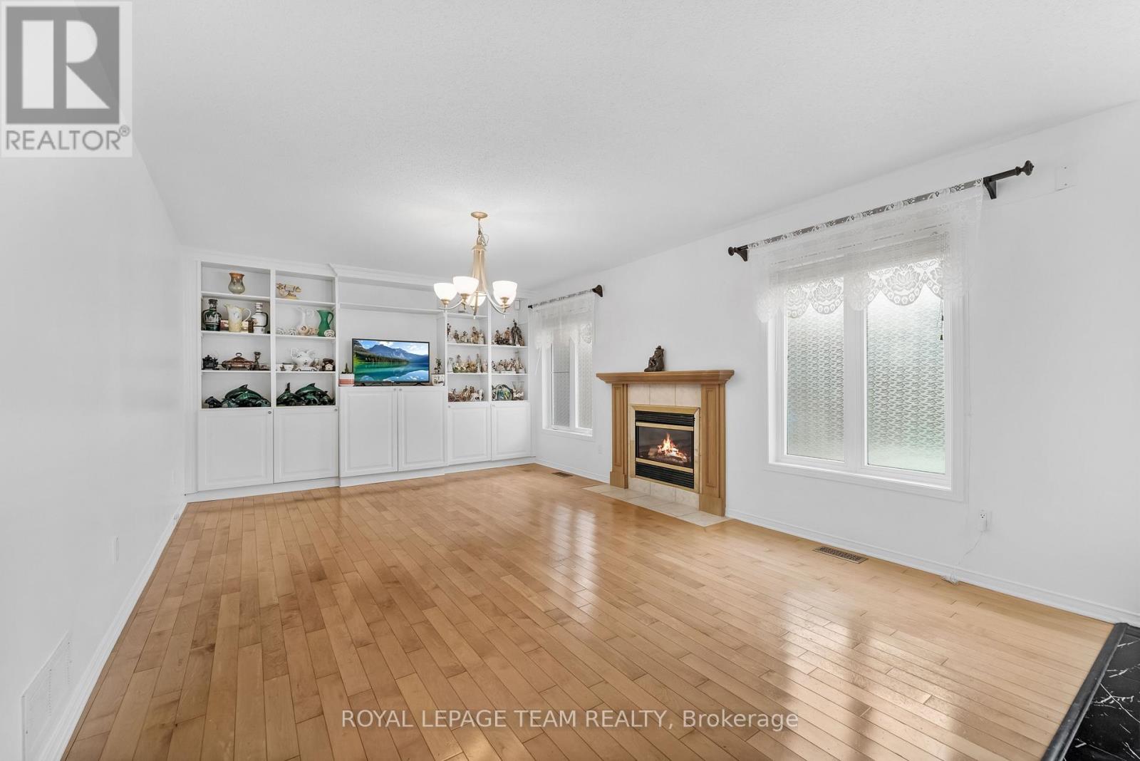 18 Oakham Ridge