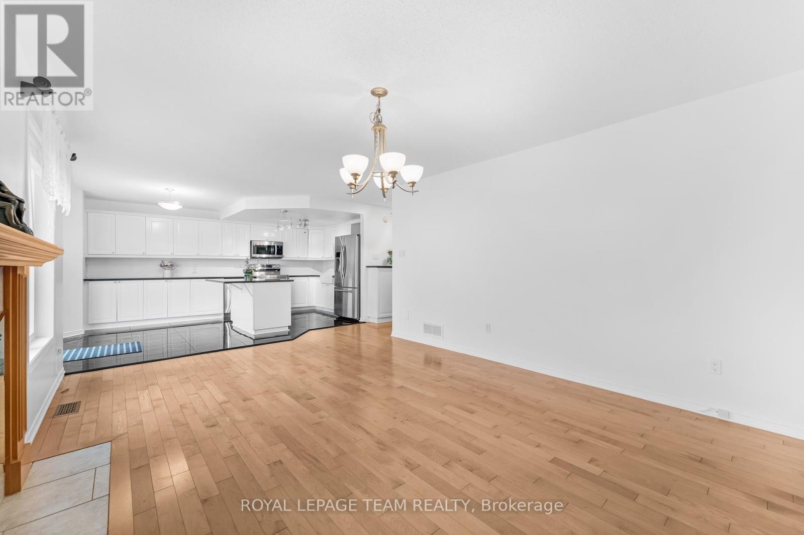 18 Oakham Ridge