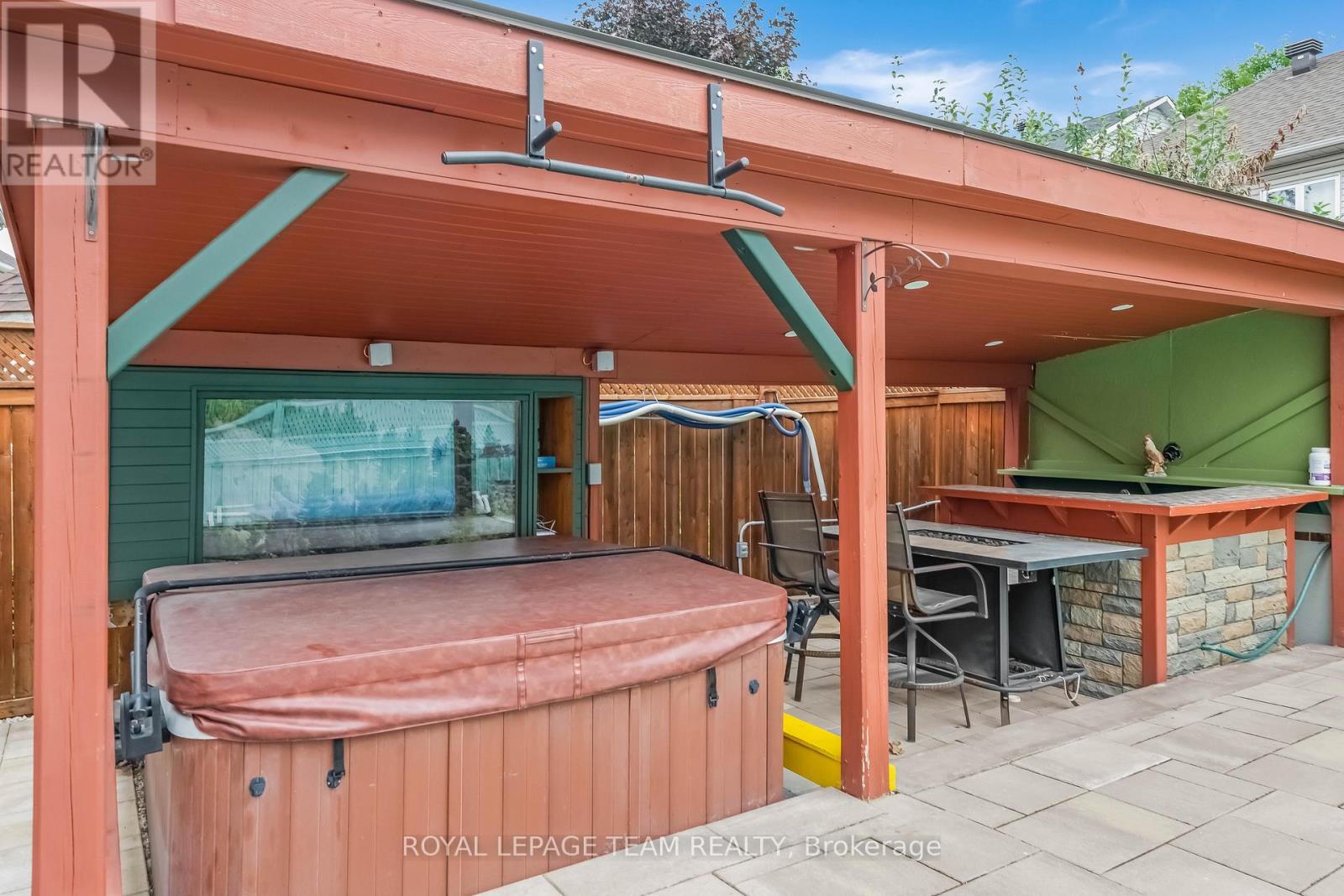 18 Oakham Ridge