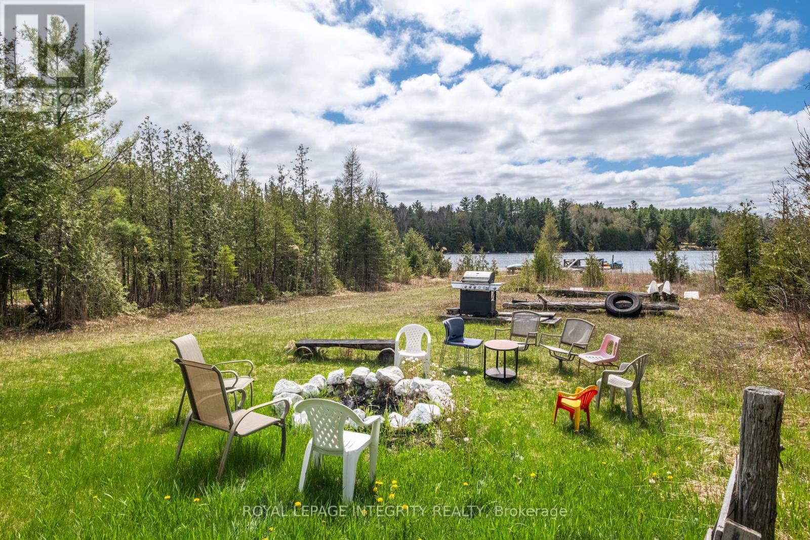 817 Darling Concession 7 Road