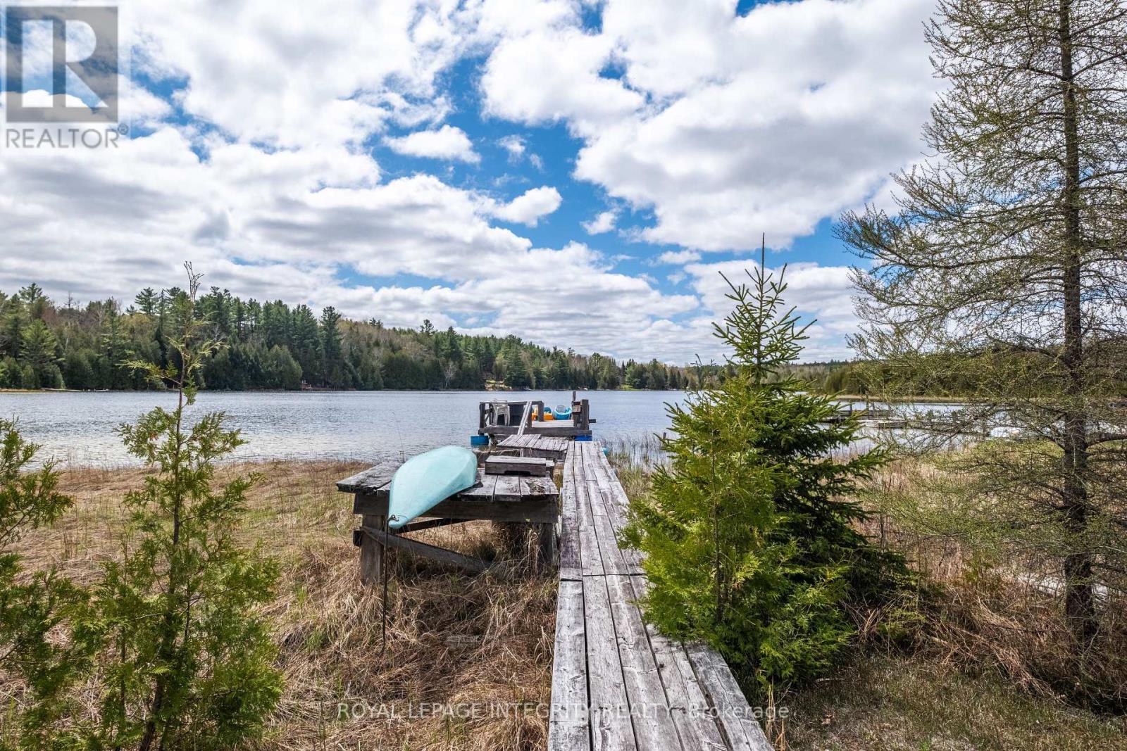 817 Darling Concession 7 Road