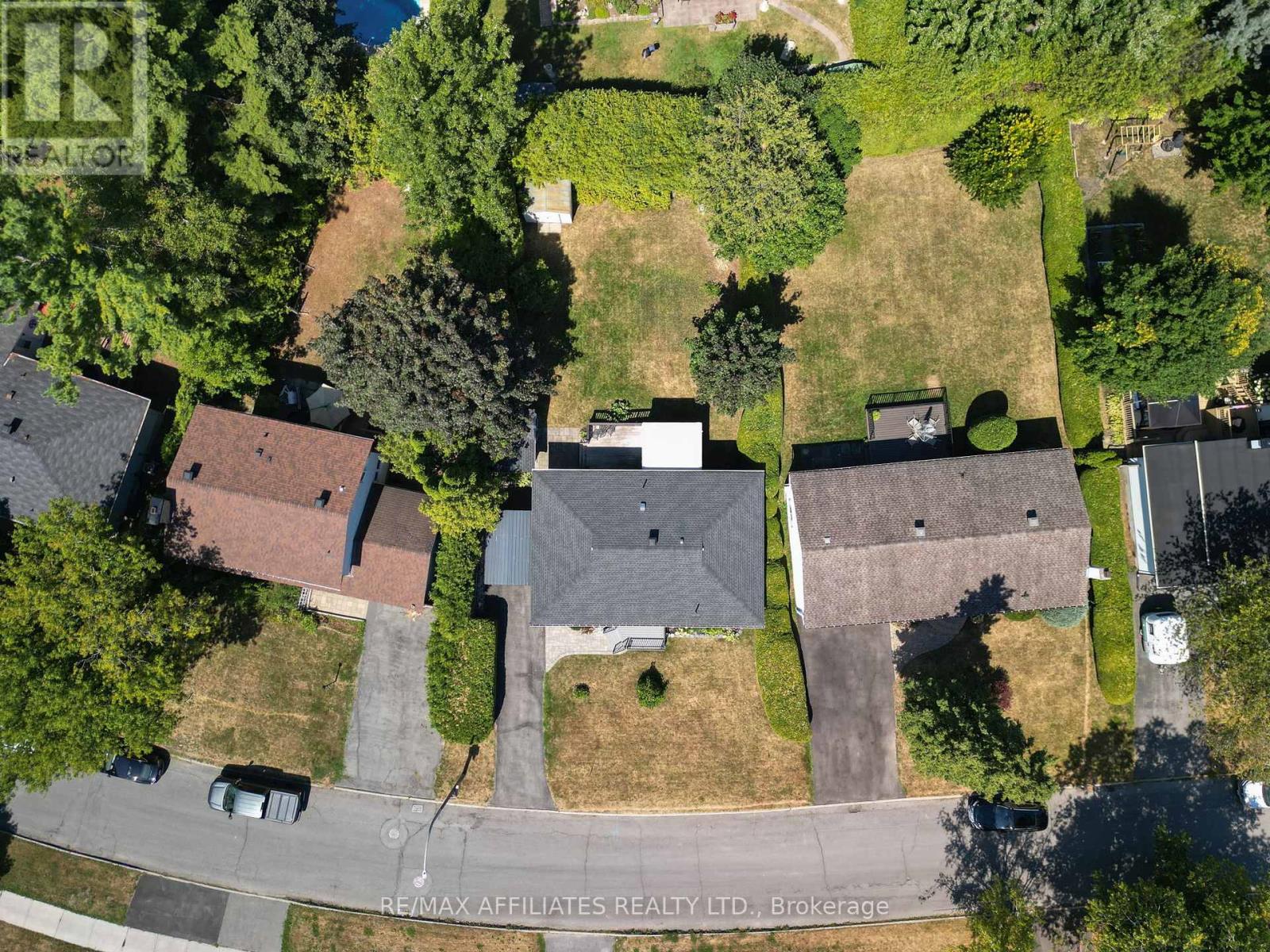 17 Canfield Road