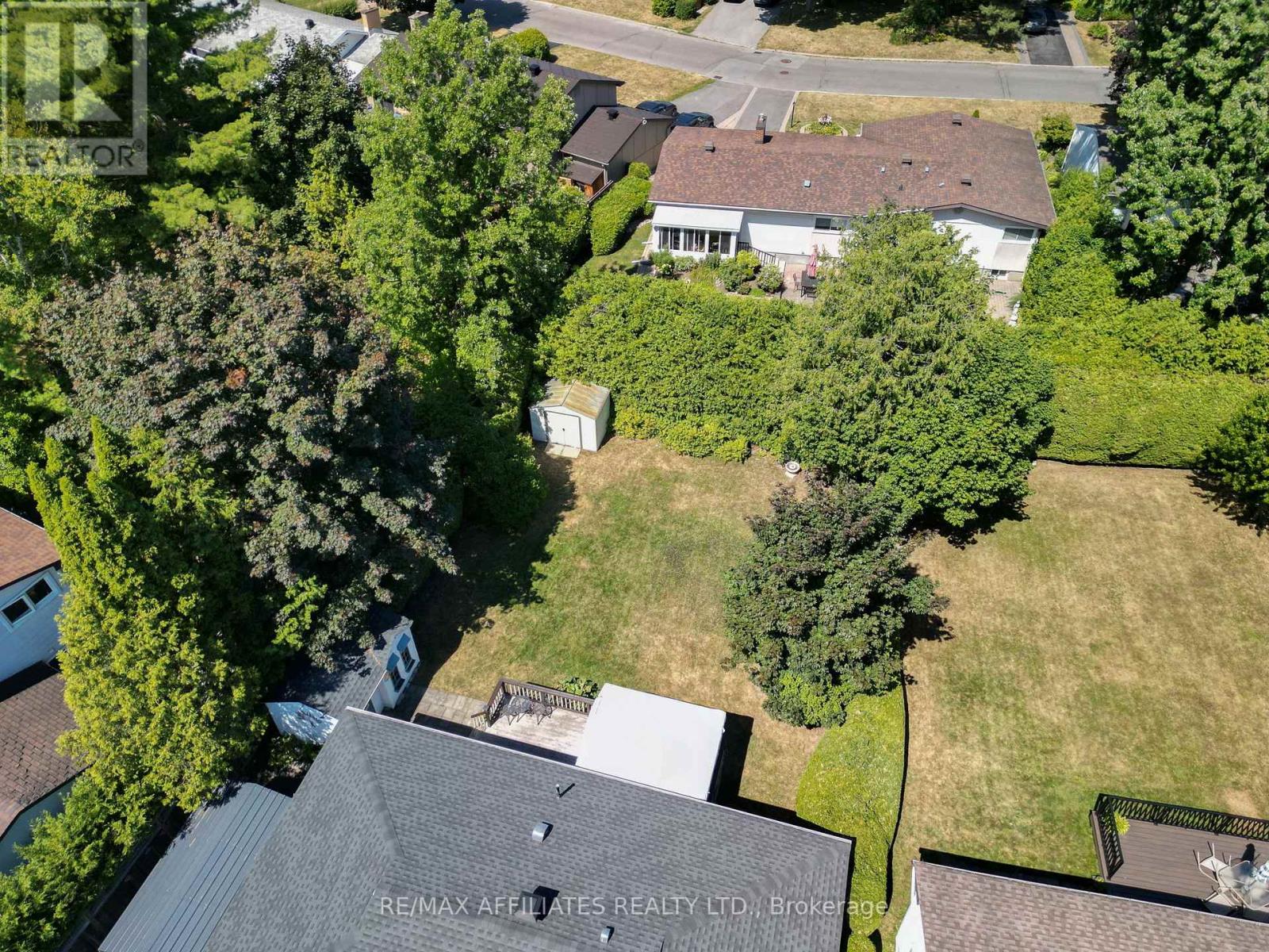 17 Canfield Road