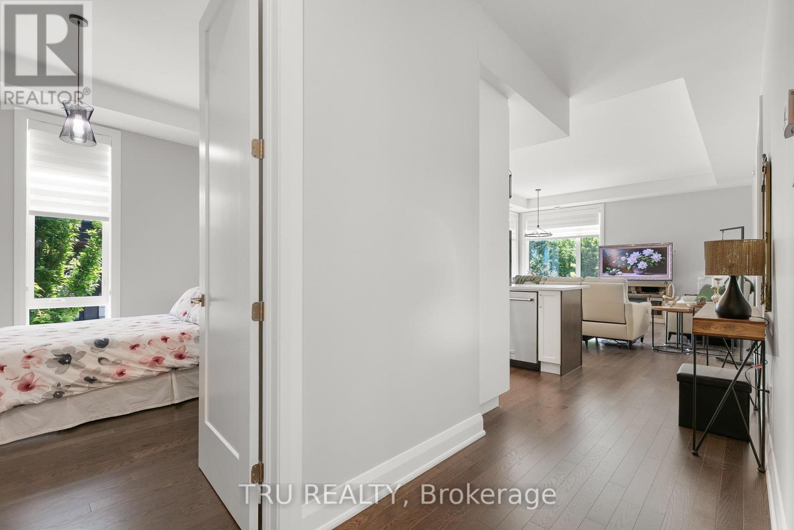 102 - 100 Cortile Private