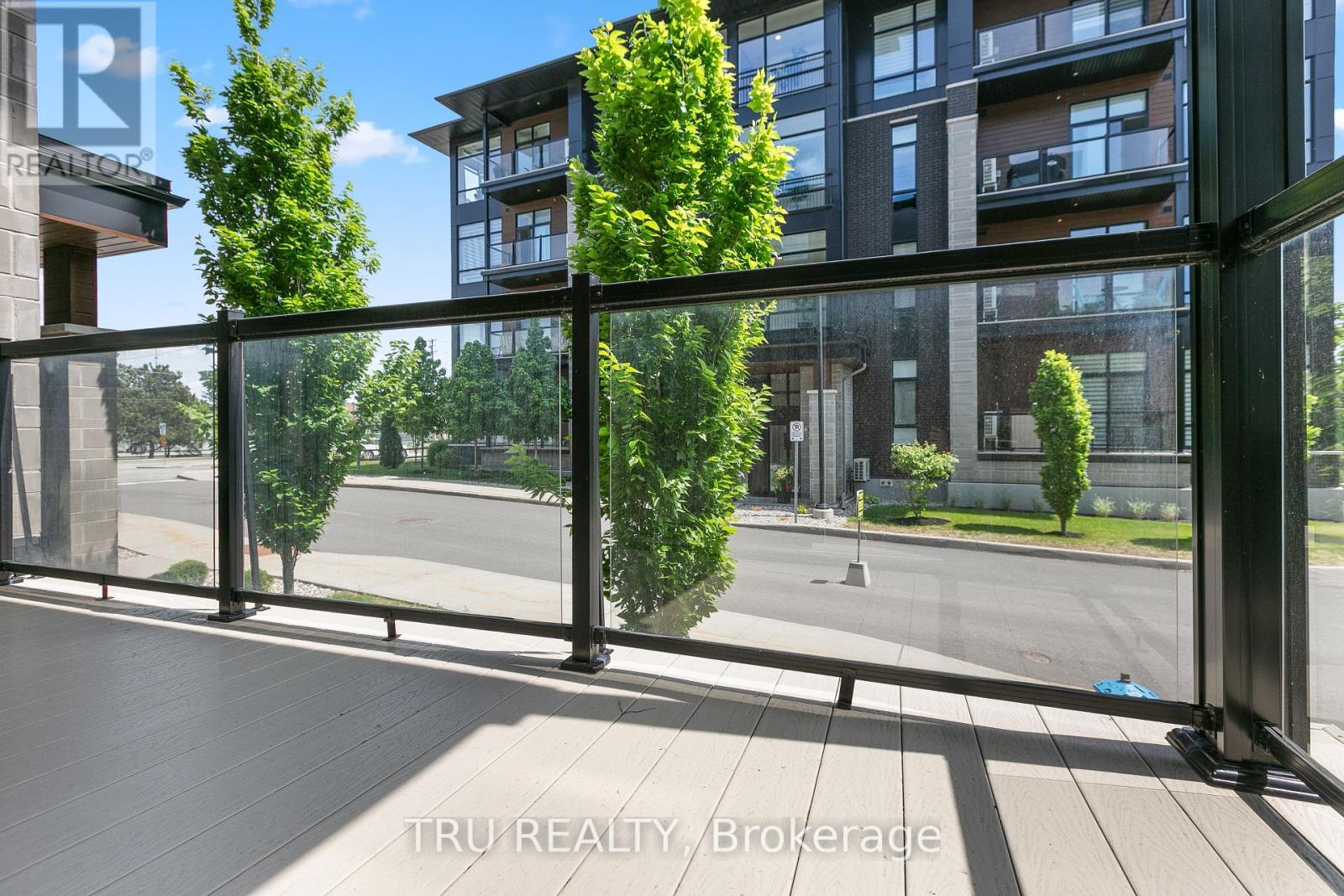 102 - 100 Cortile Private