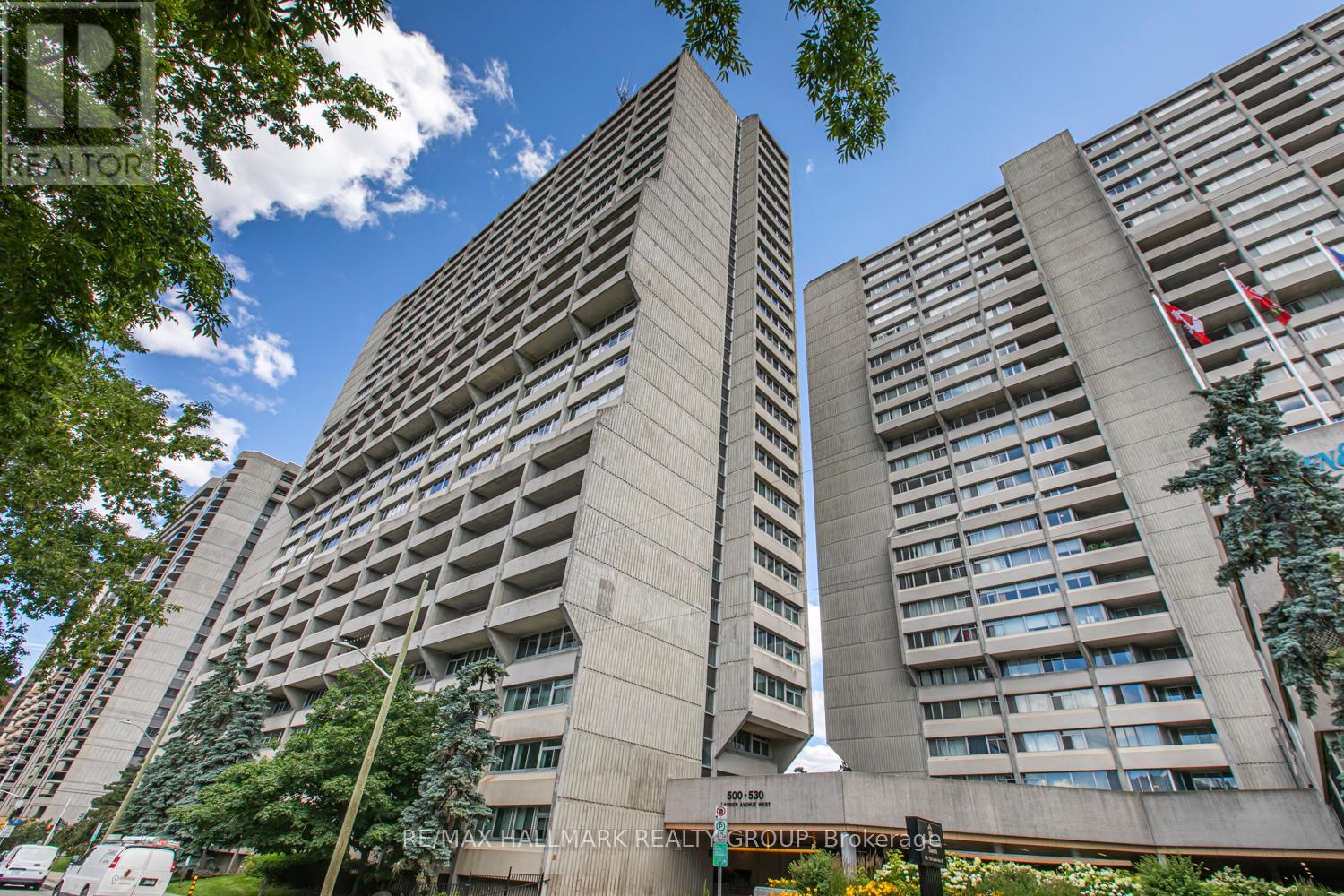 908 - 500 Laurier Avenue W