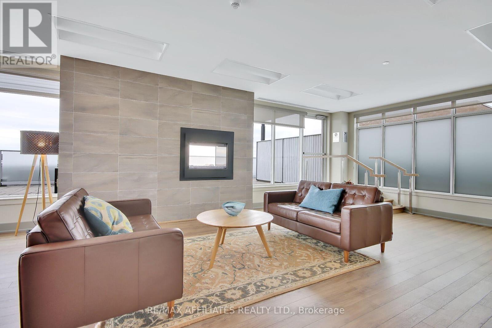 b - 7 Marquette Avenue, Unit 310