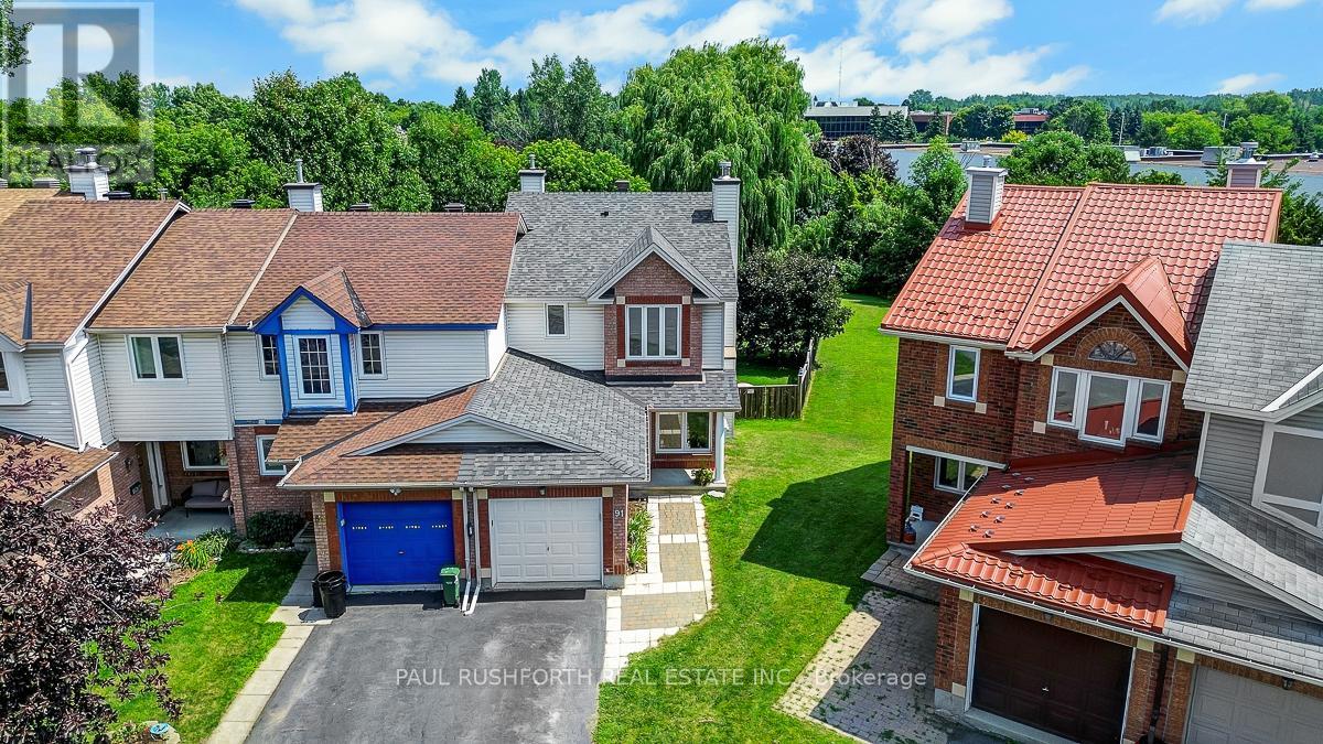 91 Banchory Crescent S