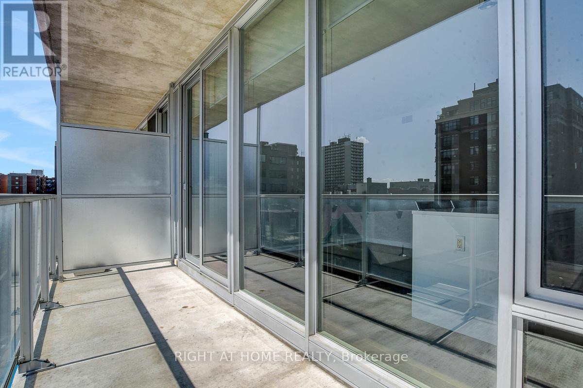 504 - 300 Lisgar Street