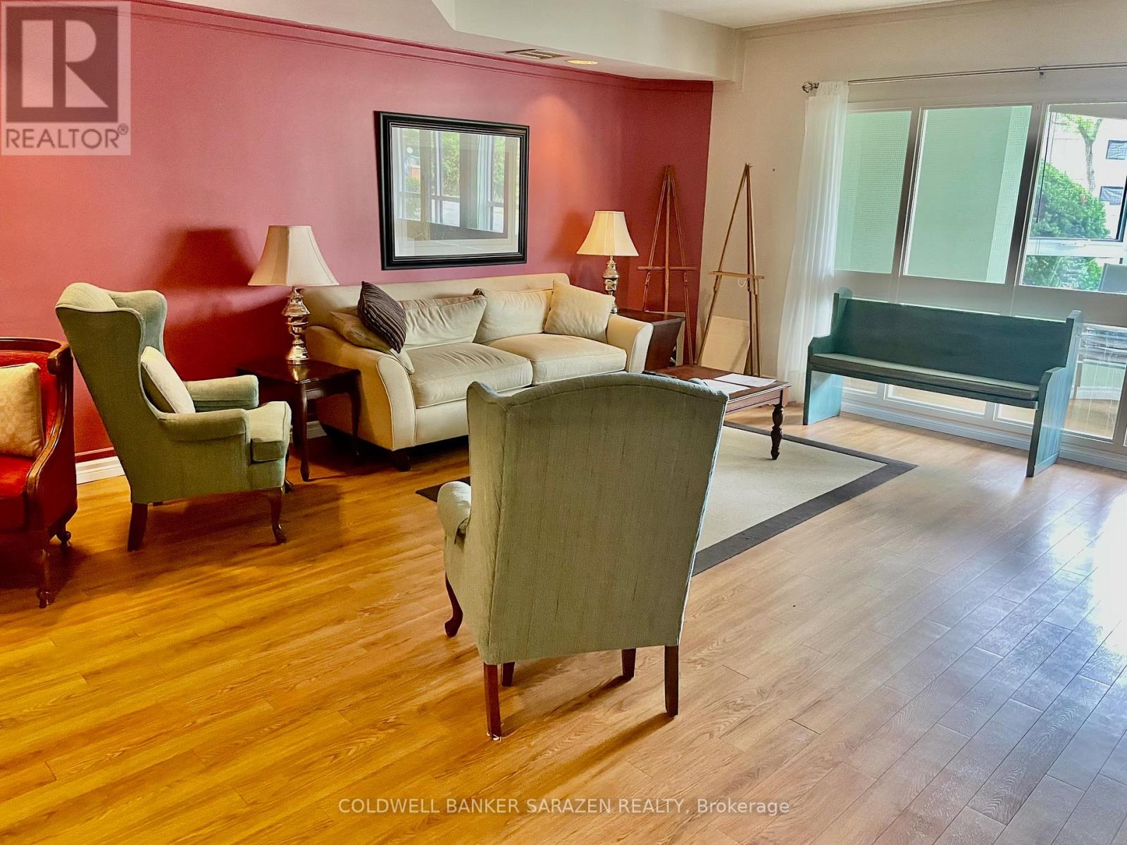 1215 - 80 Sandcastle Drive