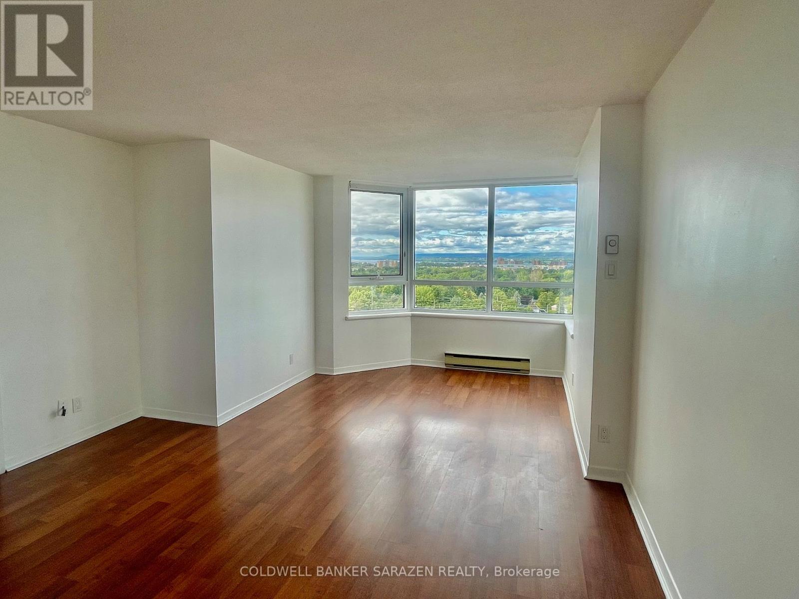 1215 - 80 Sandcastle Drive