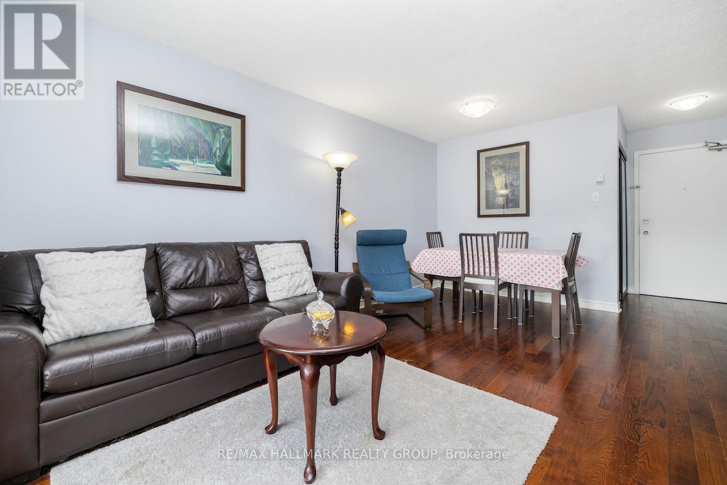203 - 345 Centrum Boulevard