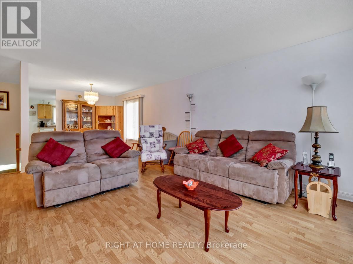 144 Sandra Crescent
