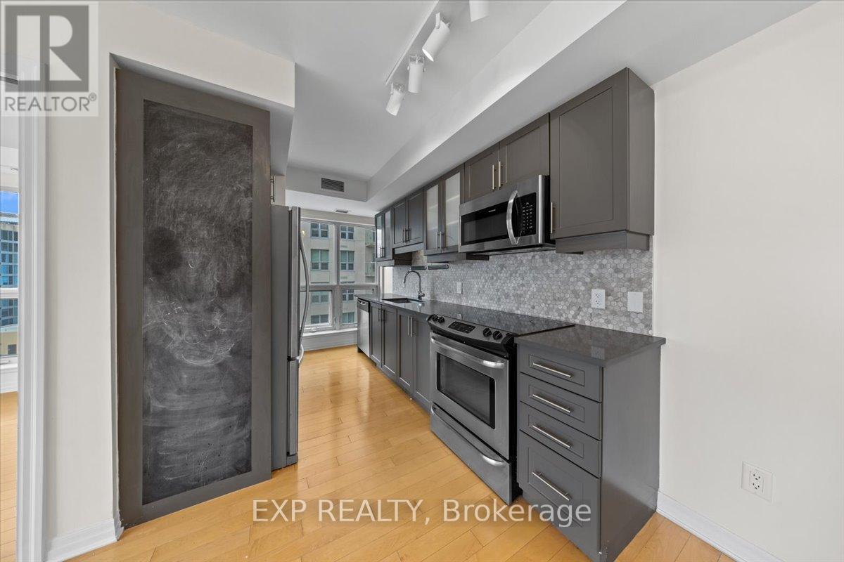 2009 - 195 Besserer Street