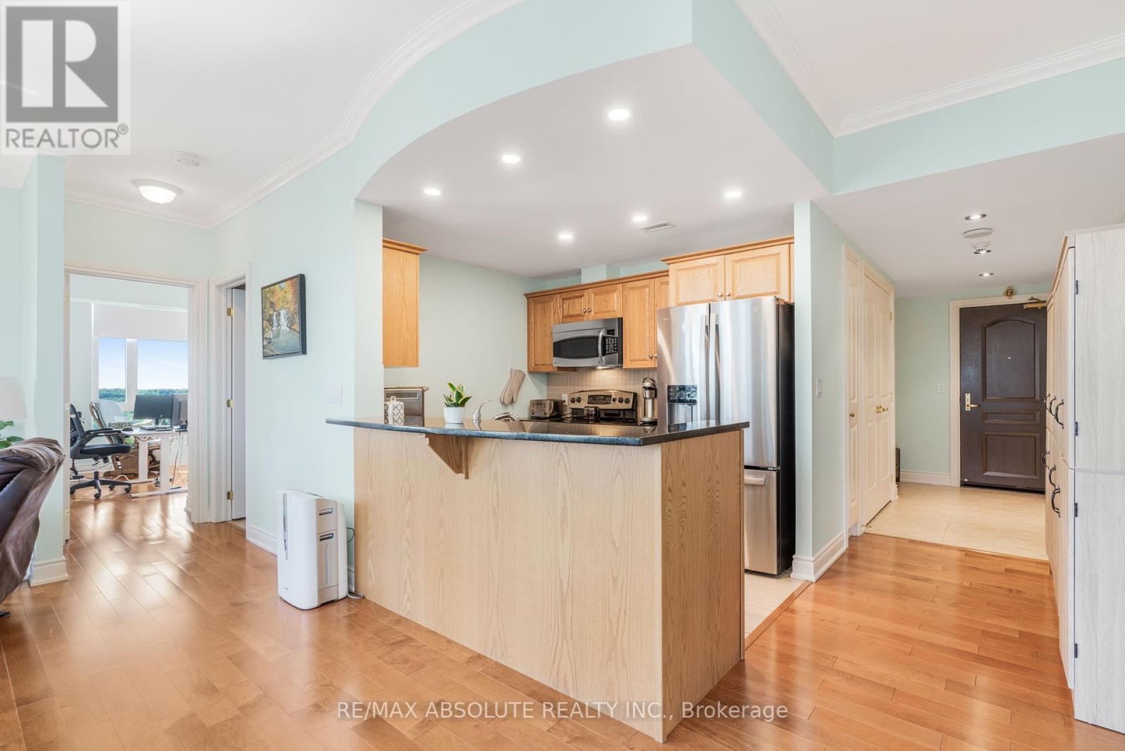 1505 - 100 Inlet Private