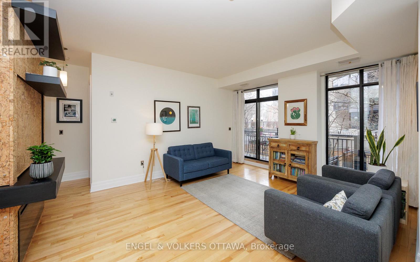203 - 375 Lisgar Street