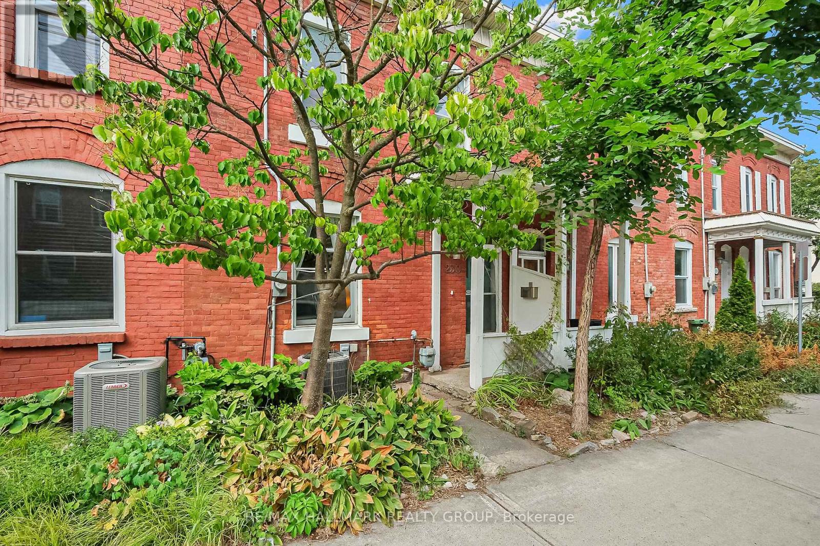 230 Booth Street