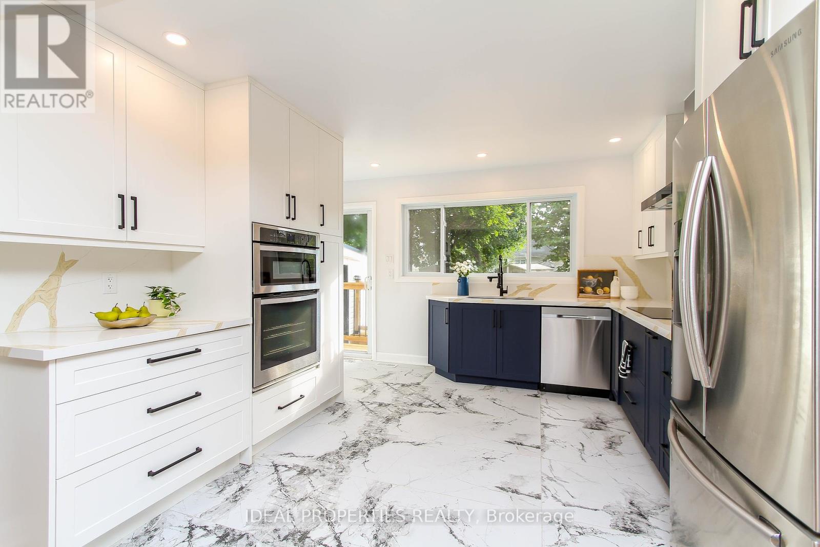 1796 Saunderson Drive