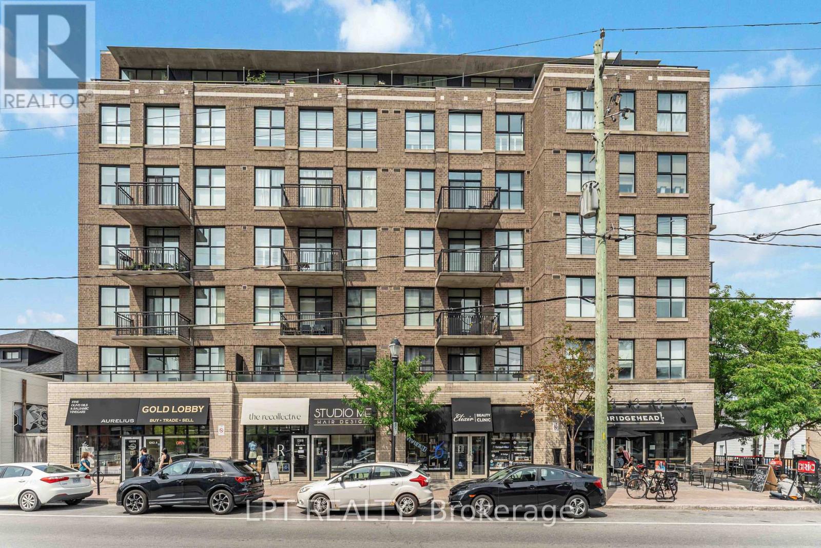 206 - 150 Caroline Avenue