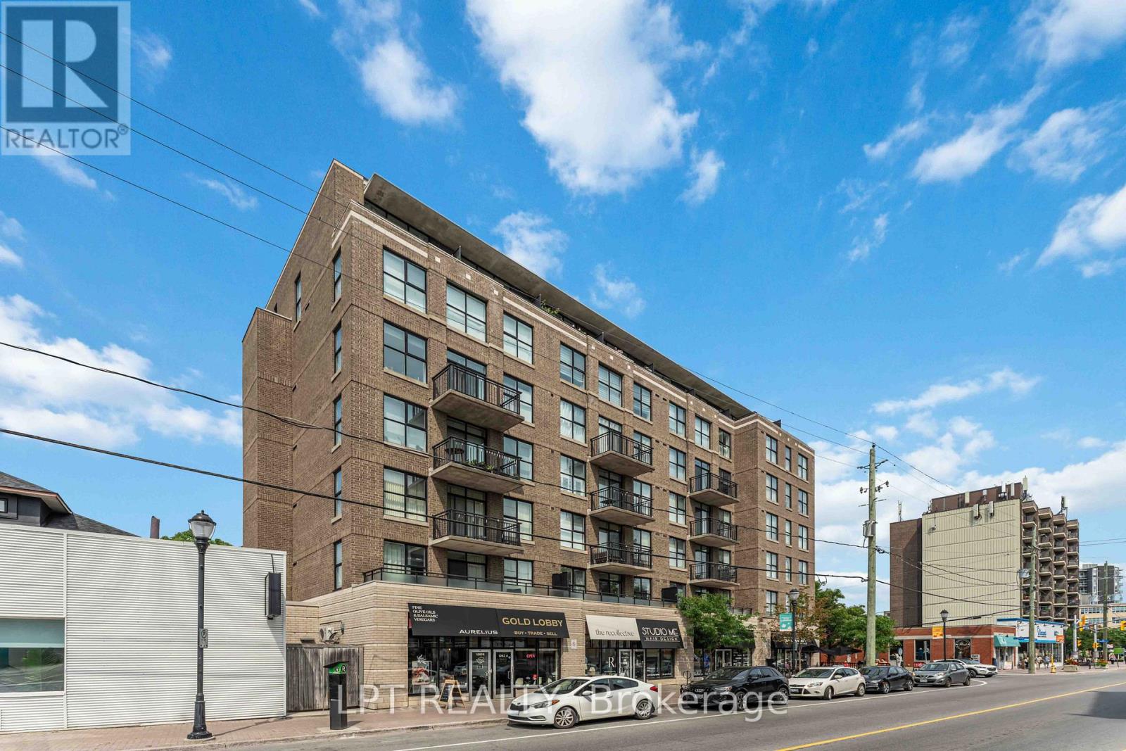 206 - 150 Caroline Avenue