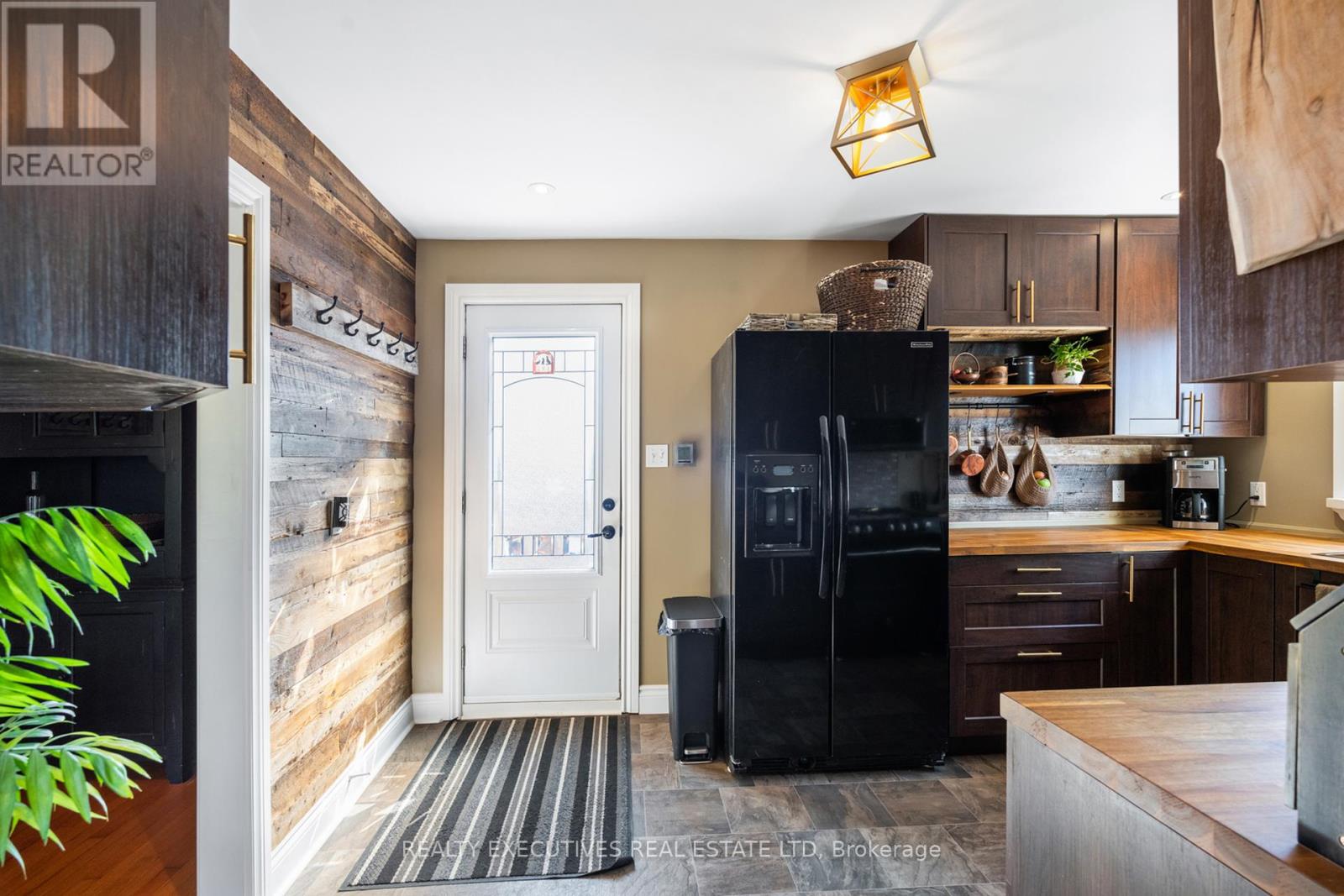 12705 Maple Ridge Road
