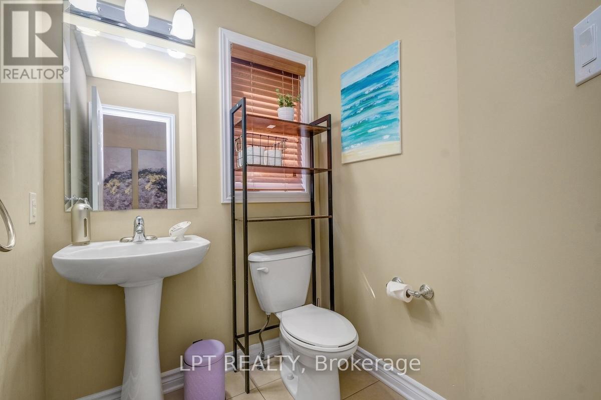 148 Waterfern Way
