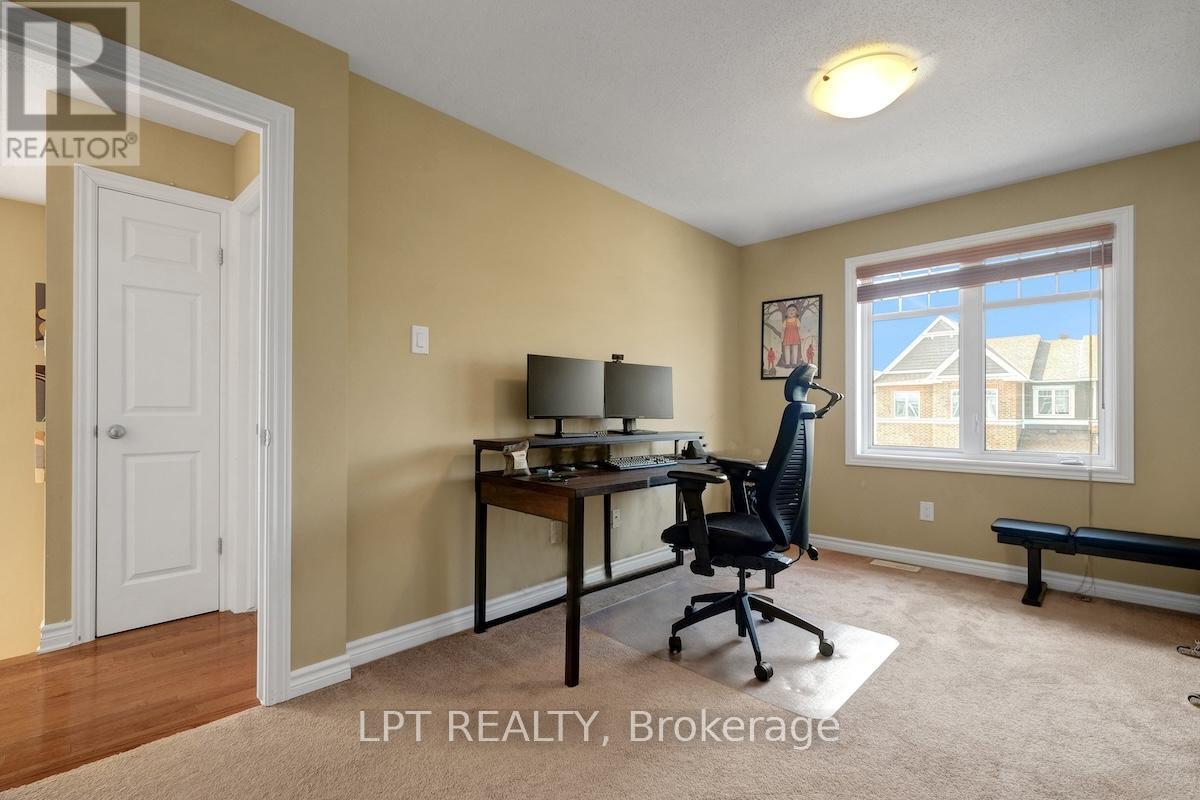 148 Waterfern Way
