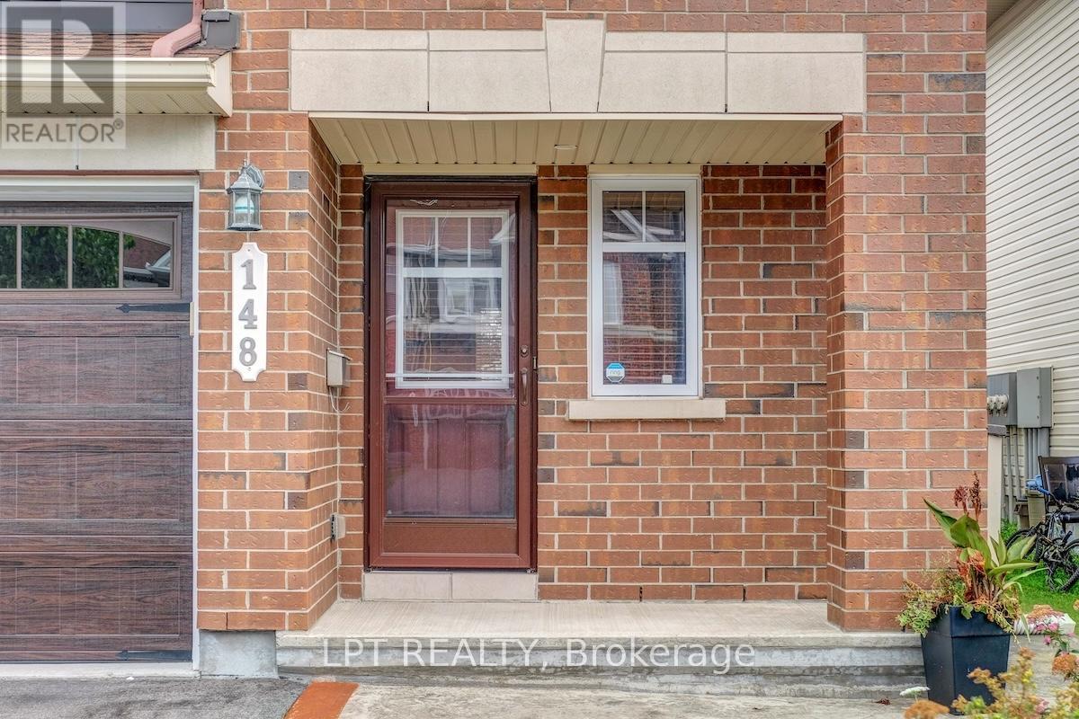 148 Waterfern Way