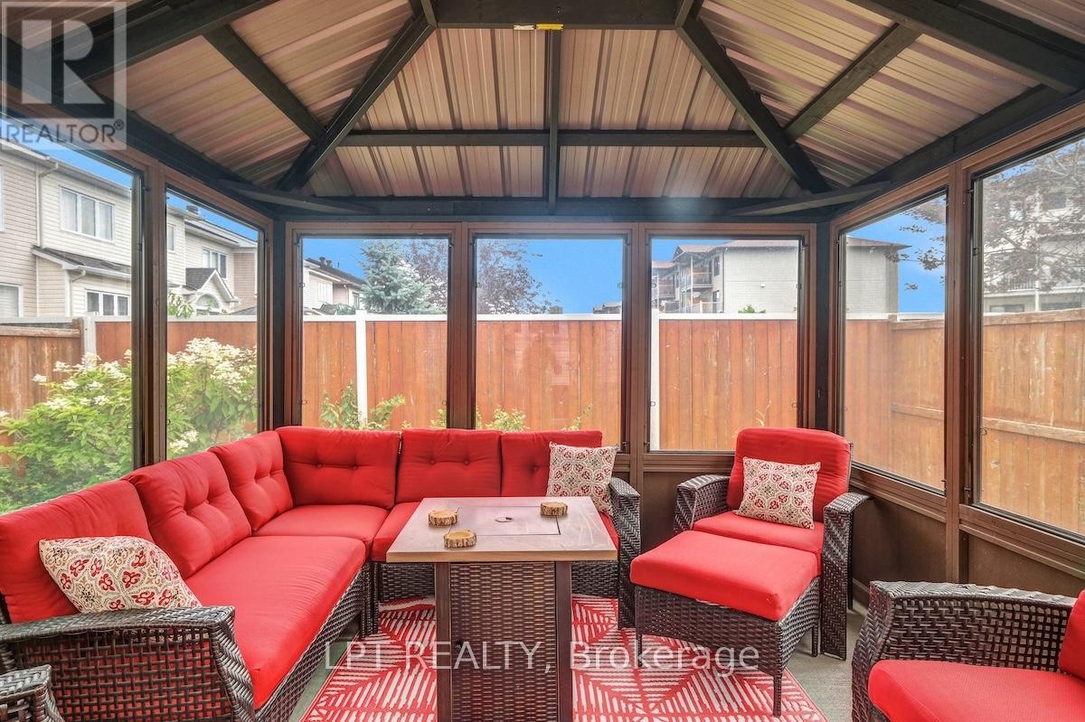 148 Waterfern Way