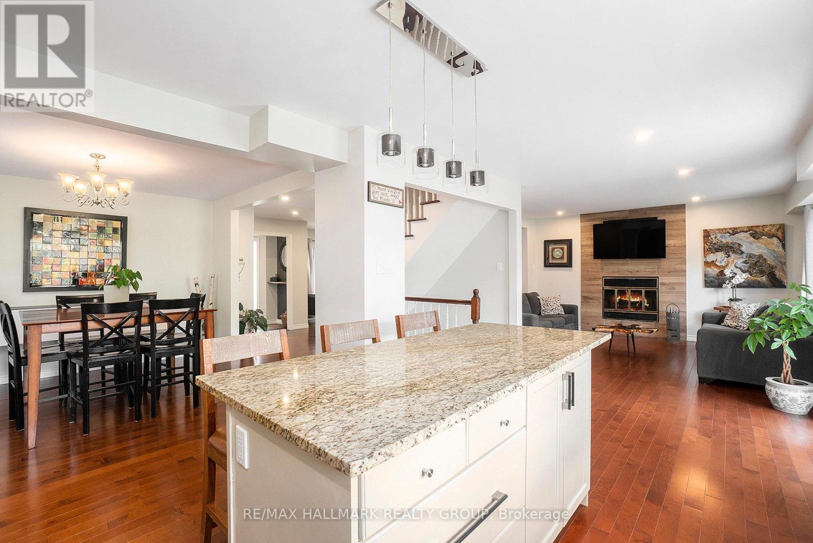 11 Ellisson Way