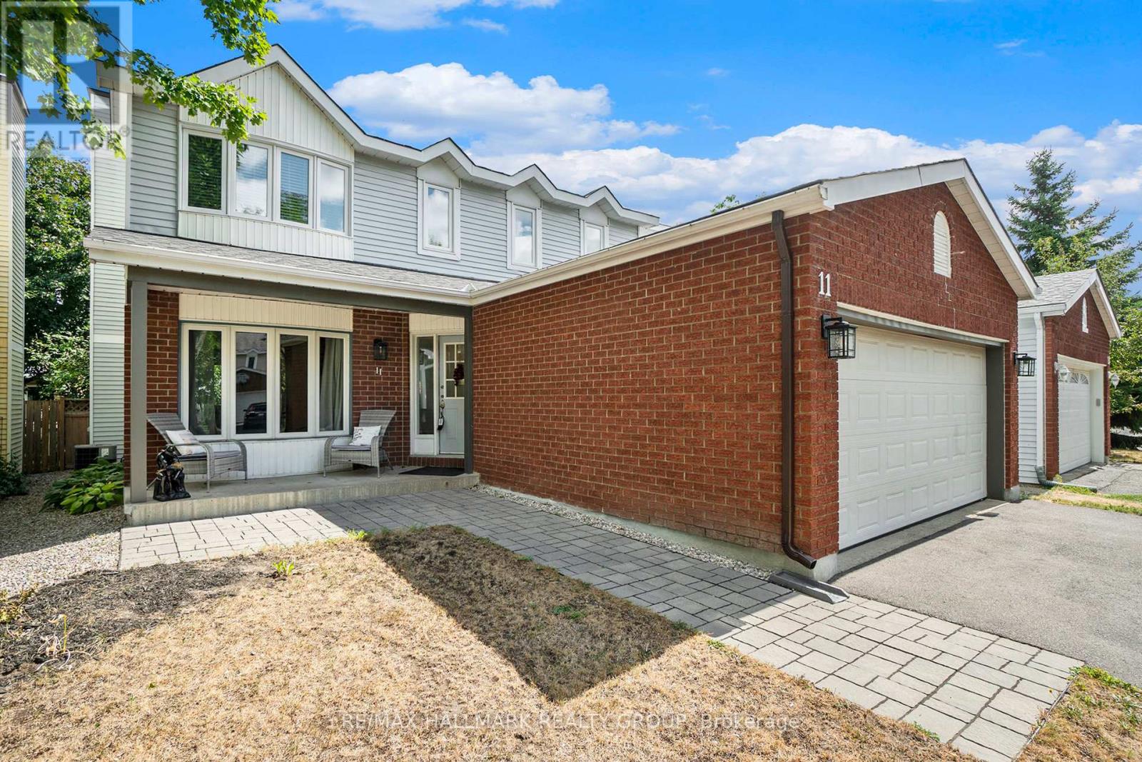 11 Ellisson Way