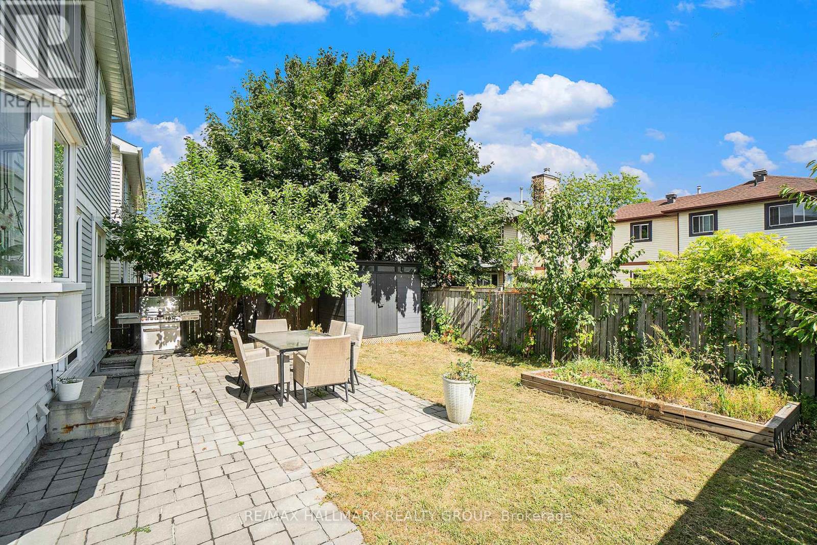11 Ellisson Way