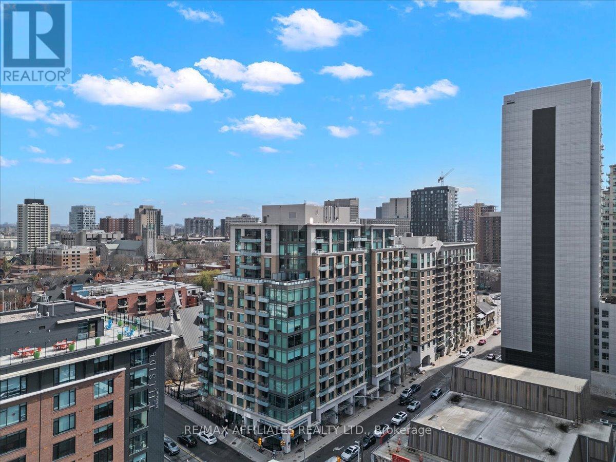 303 - 238 Besserer Street