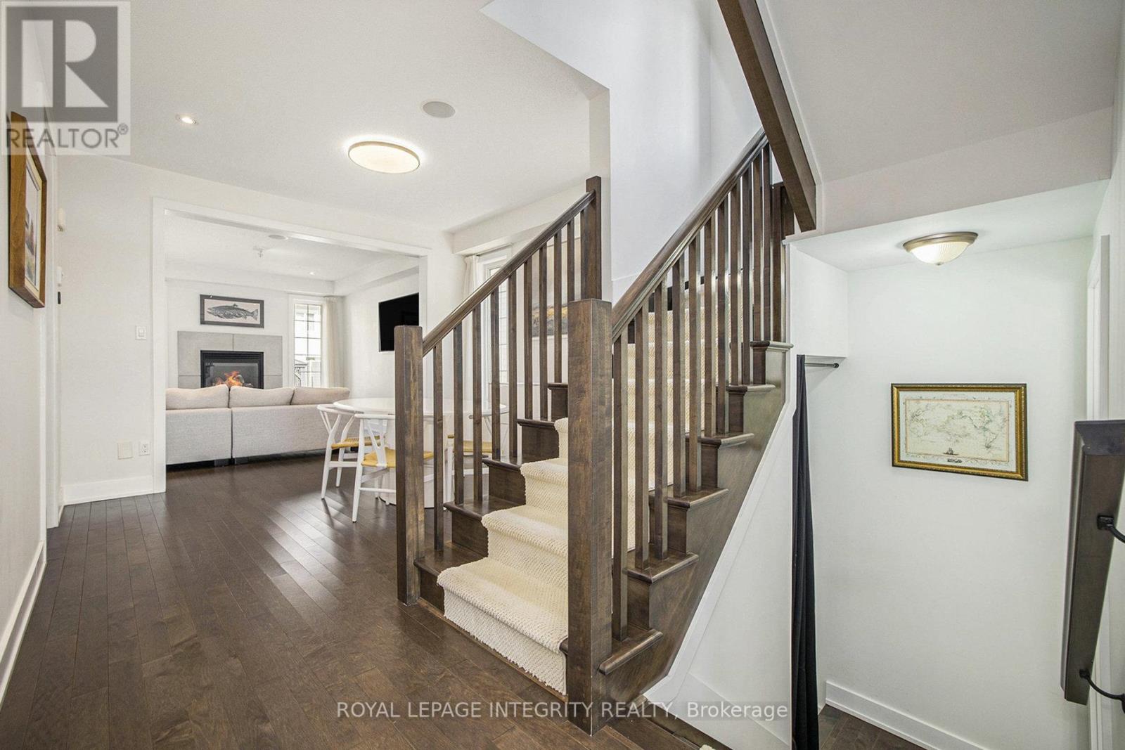 285 Meadowbreeze Drive