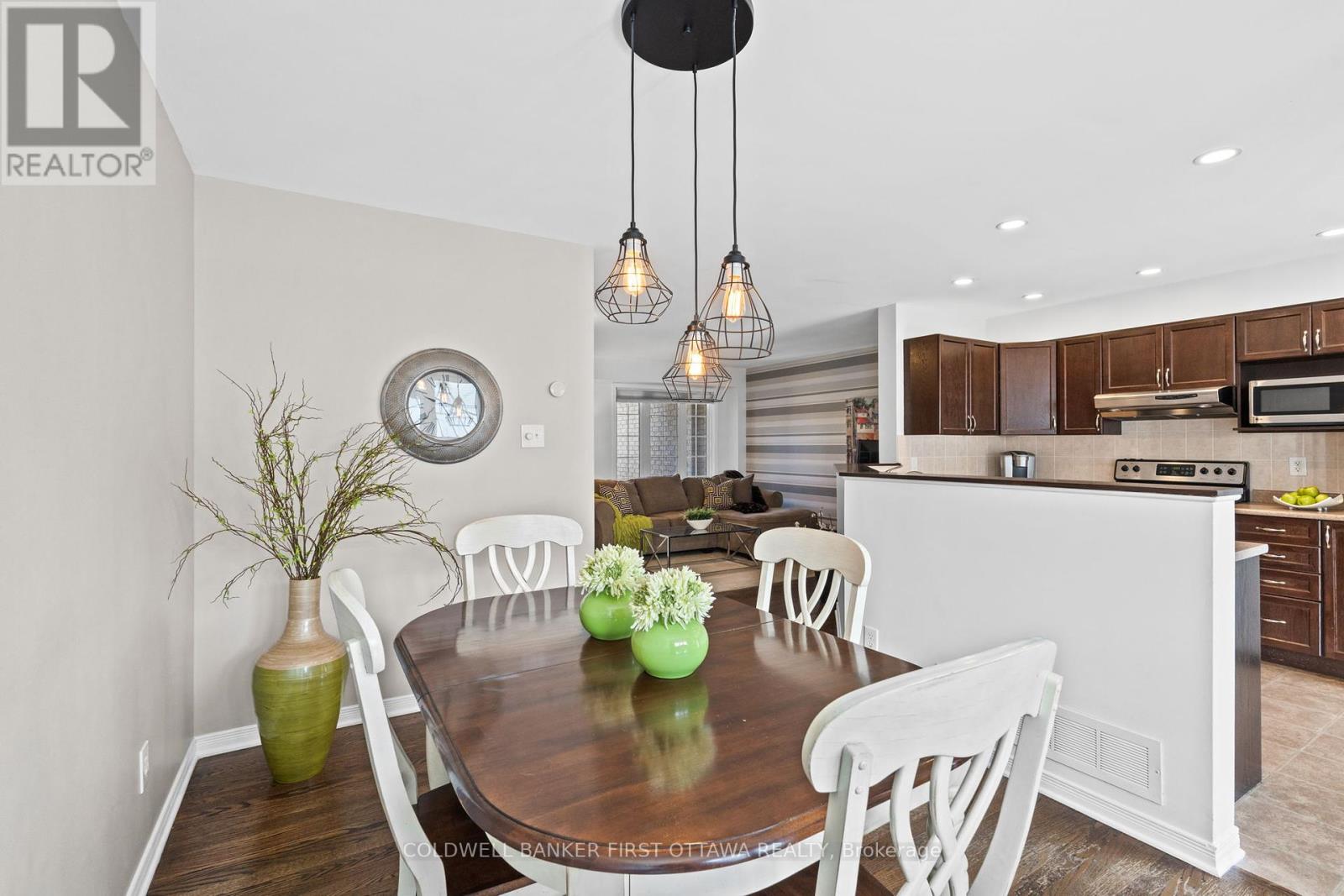 280 Applecross Crescent