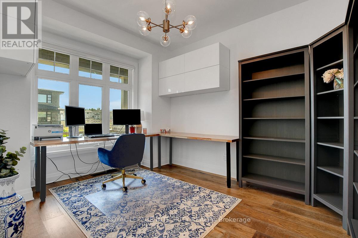 275 Ginebik Way