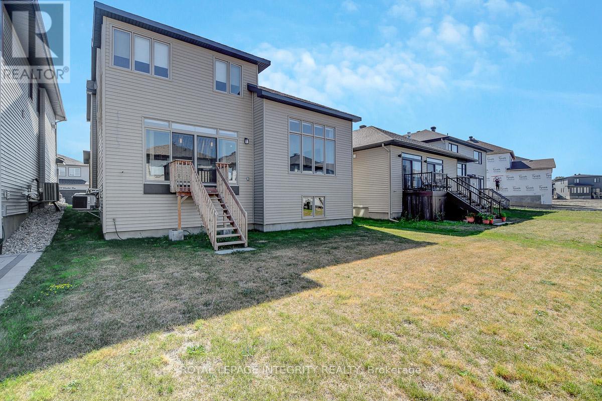 275 Ginebik Way