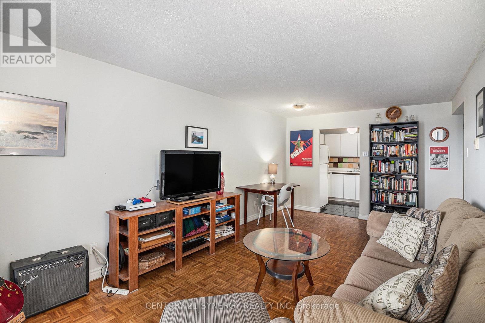 306 - 475 Laurier Avenue W