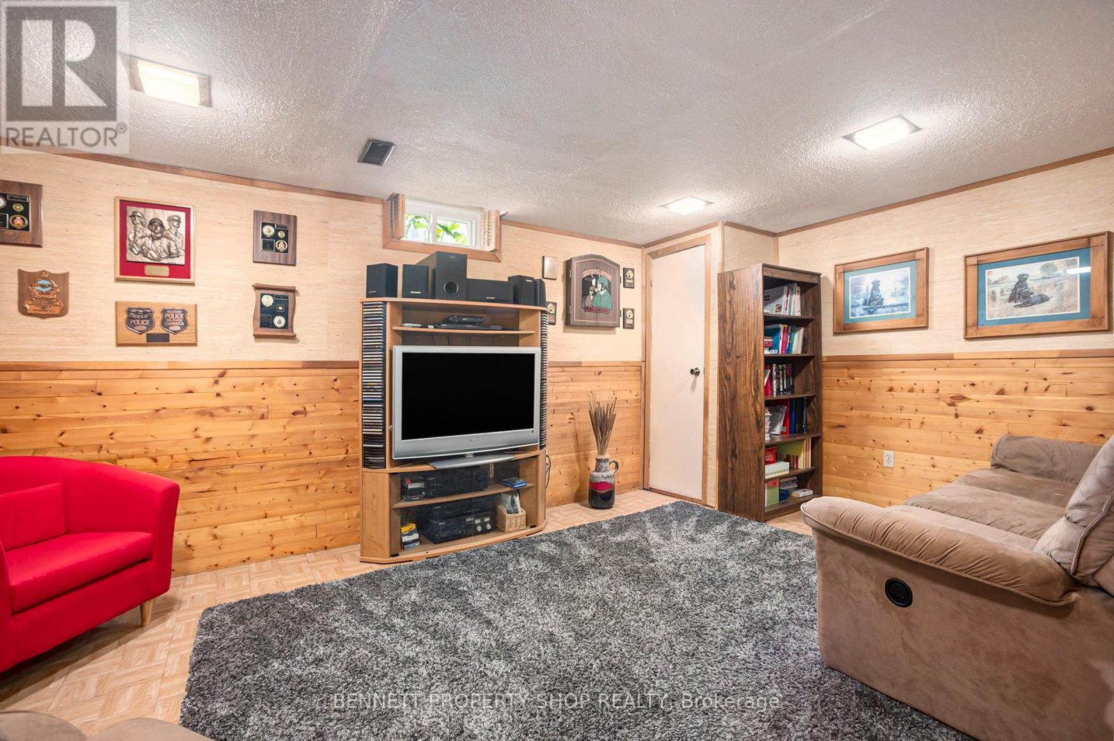 846 Borland Drive