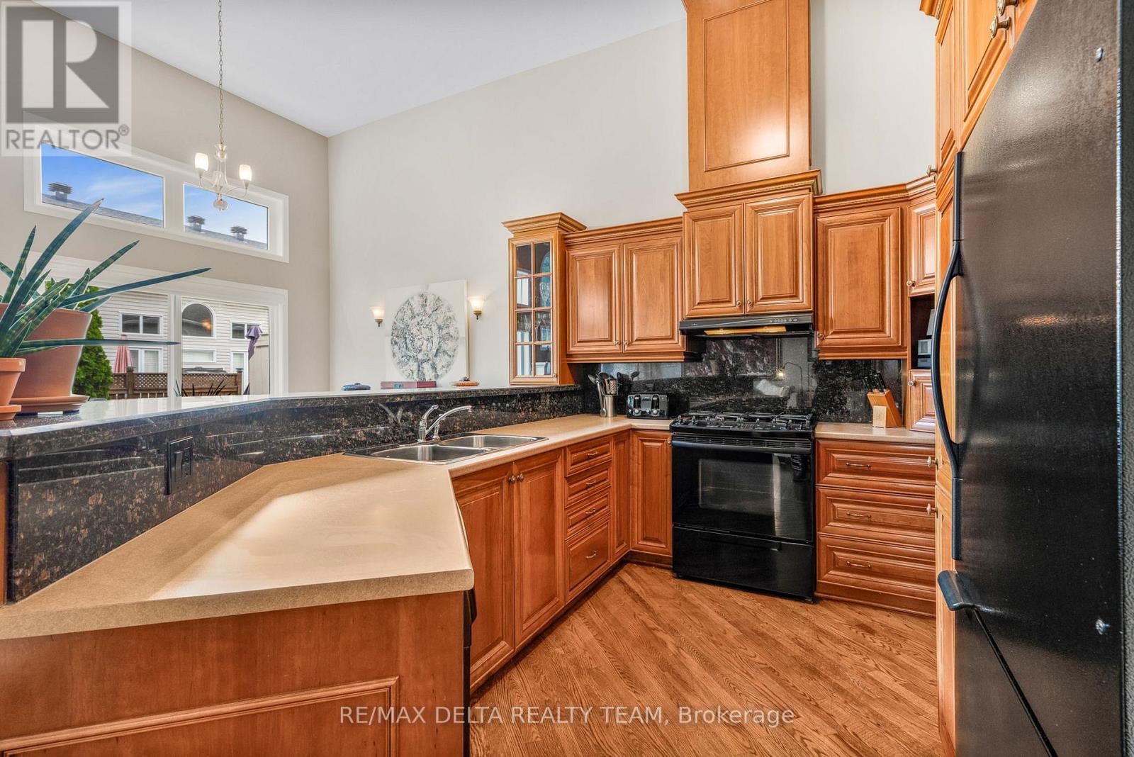 116 Gladeview Private