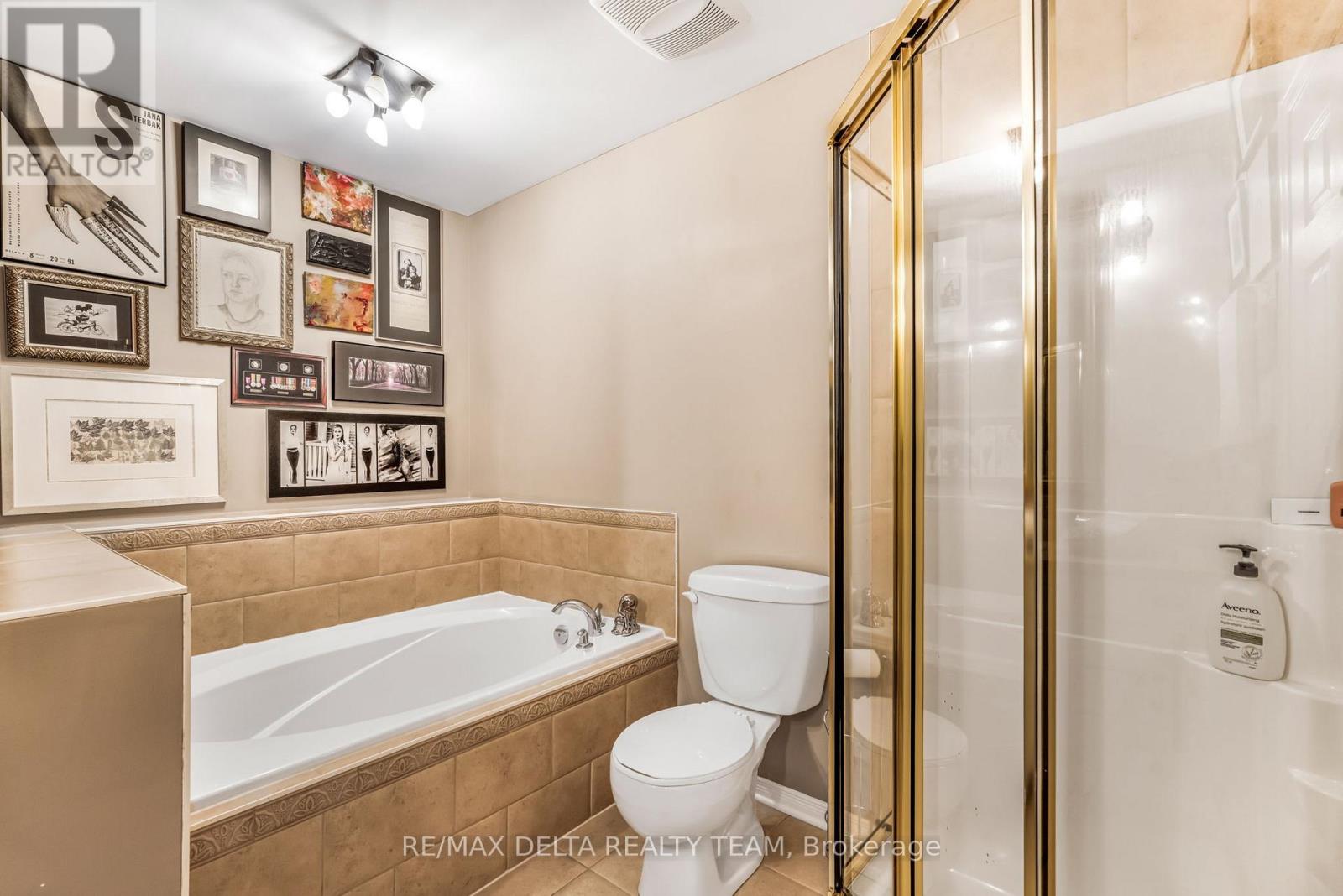 116 Gladeview Private
