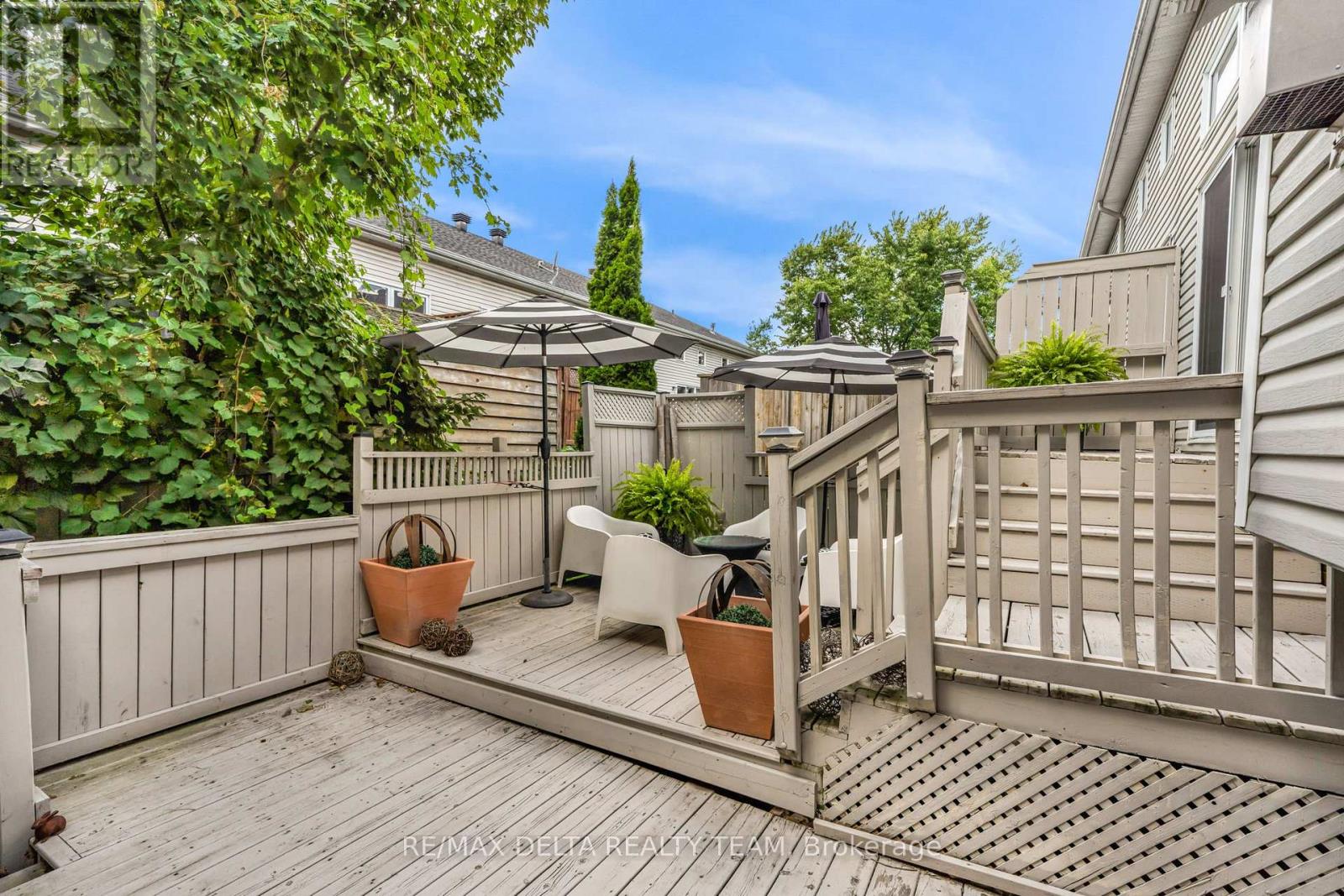 116 Gladeview Private