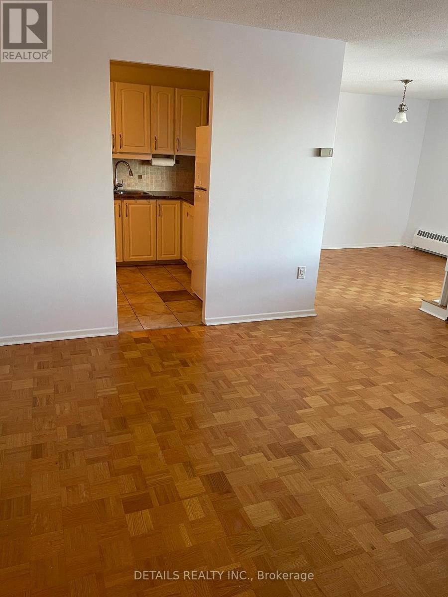 1102 - 1356 Meadowlands Drive E