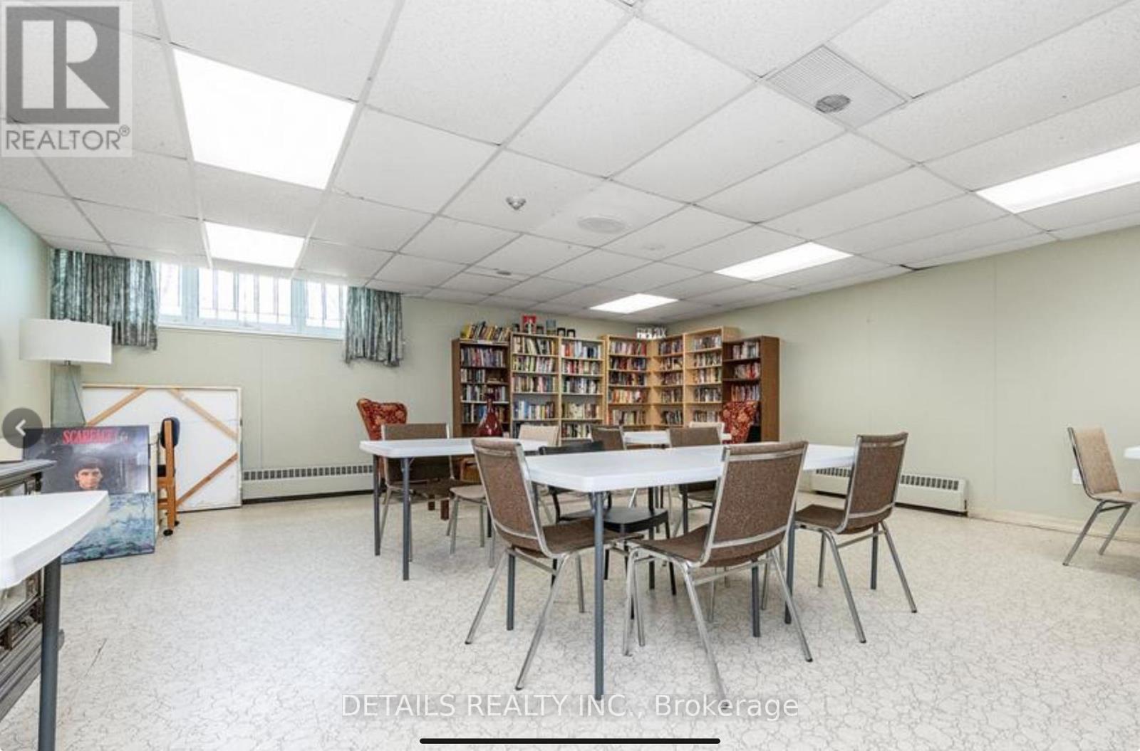 1102 - 1356 Meadowlands Drive E