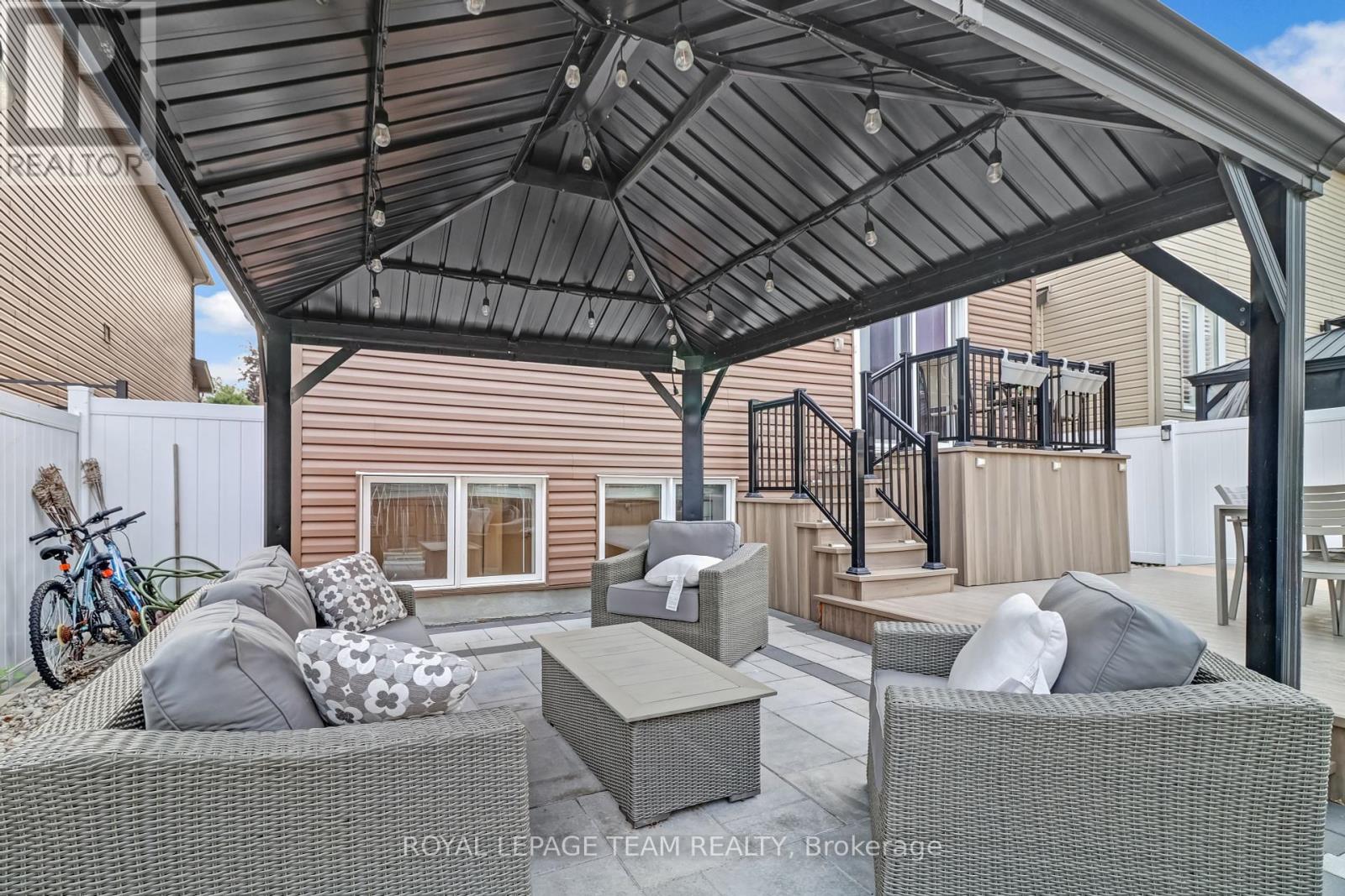 3519 Woodroffe Avenue